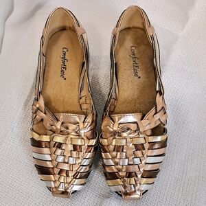 ComfortEase Metallic Woven Summer Sandals Closed Toe Slip On Loafer Sz 6
